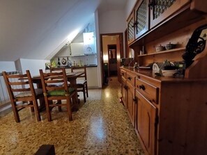 Dining - La Perla dell'ALta Via Wohnung mit Park by Interhome (Borzonasca)