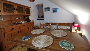 Room - La Perla dell'ALta Via Wohnung mit Park by Interhome (Borzonasca)