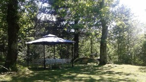 Outdoor dining - Wohnung in Borzonasca mit Garten und Grill by Interhome (Borzonasca)