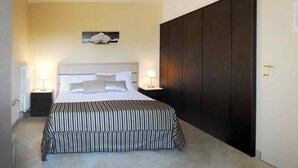 Unclassified image, 4 of 40, button - Vacation home  by Interhome (Montelabbate)