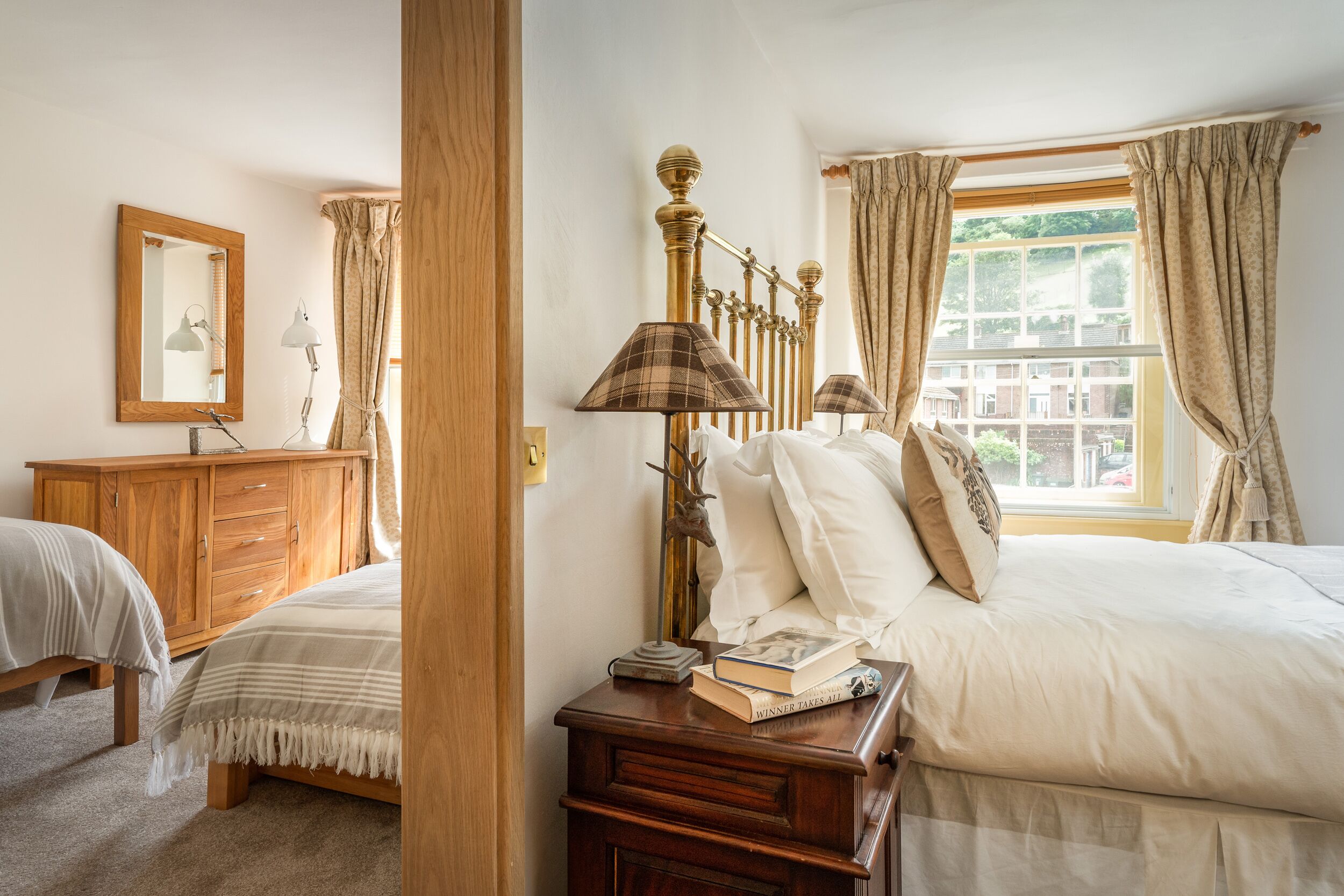 5 bedrooms, individually decorated, individually furnished, free WiFi