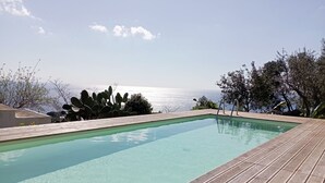 Pool - in Gagliano Del Capo mit Privatem Pool by Interhome (Marina di Novaglie)