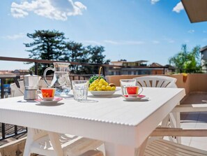 Outdoor dining - Ebene zwischen dem Ätna und dem Sizilianischen Meer by Interhome (Mascali)