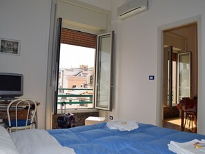 Internet - Wohnung im Stadtzentrum von Palermo, nur einen Steinwurf vom Teatro Massimo ent by Interhome (Palermo)