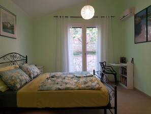 2 bedrooms, Internet - Su Niu Crobu by Interhome (Capitana)