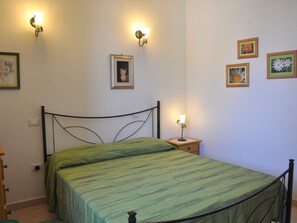 Bedroom - Lubagnu Vacanze- Zwei-Zimmer-Wohnung D by Interhome (Castelsardo)