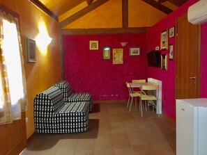 TV - Chalet Baita by Interhome (Vieste)