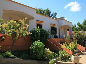 Exterior - Wohnung in Vieste mit privatem Garten by Interhome (Vieste)