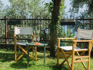 Terrace - Wohnung 'Abstieg zum See' mit Wasserblick by Interhome (Fonteno)