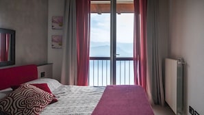 Room - Beatrice - Haus mit Pool und Terrasse am Iseosee by Interhome (Fonteno)