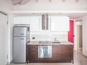Fridge, microwave, oven, dishwasher - Beatrice - Haus mit Pool und Terrasse am Iseosee by Interhome (Fonteno)