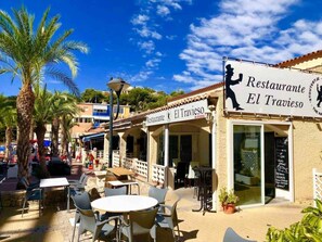 Outdoor dining - "Casa Jomy" mit Terrasse by Interhome (El Campello/Villajoyosa)