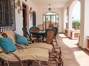 Terrace - Ferienvilla, Seeblick, privater Pool und Parkplatz by Interhome (Moraira)