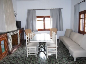 Dining - Ferienvilla, Seeblick, privater Pool und Parkplatz by Interhome (Moraira)