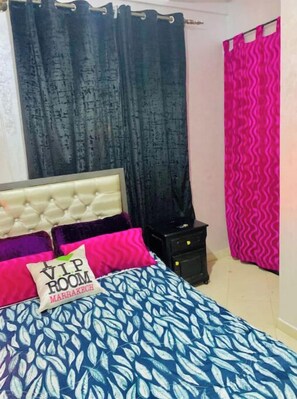 2 bedrooms, bed sheets - Modern Apartment near Highway & City Entrance (Tamansourt)