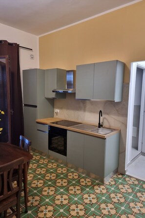 Private kitchen - Wohnung Cala Pescatori ein paar Schritte vom Meer entfernt by Interhome (Ostuni)
