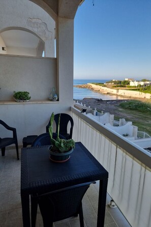 Terrace/patio - Wohnung Cala Pescatori ein paar Schritte vom Meer entfernt by Interhome (Ostuni)