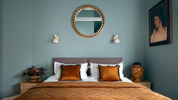 2 bedrooms, individually decorated, individually furnished, free WiFi