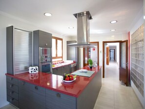Fridge, cookware/dishes/utensils - Can Vanrell, mit Schwimmbad, Jacuzzi und Rasenfläche. by Interhome (Muro)