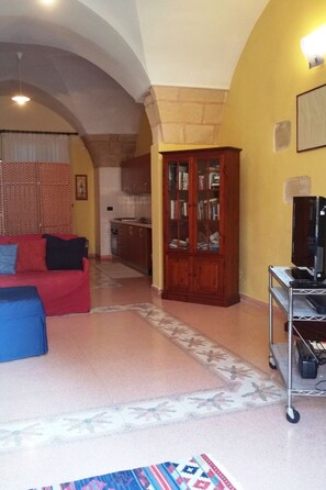 DVD player - 'Corte Pizziniaco' by Interhome (Lecce)