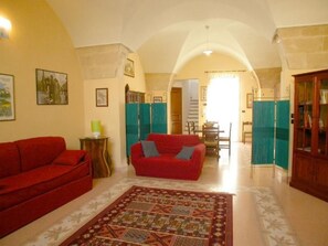 DVD player - 'Corte Pizziniaco' by Interhome (Lecce)