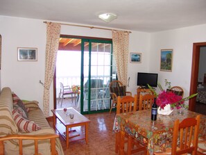 TV - für 4 Personen ca. 50 m² in La Punta, La Palma (Westküste von La Palma) by Interhome (Tijarafe)