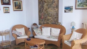 Unclassified image, 5 of 30, button - 'Villa Rizzo' mit Terrasse by Interhome (Castro)