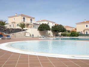 Pool - CASA  PLAYA by Interhome (Castillo Caleta de Fuste)