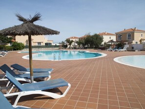 Pool - CASA  PLAYA by Interhome (Castillo Caleta de Fuste)