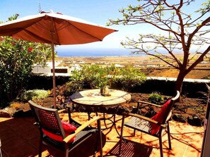 Outdoor dining - Castillo Lanzarote Villa Winni by Interhome (La Asomada)