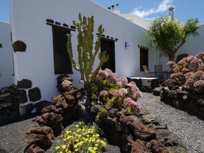 Property grounds - Casa Consultorio by Interhome (Guatiza)