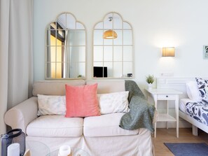 Living area - Prime Homes Muelle Studio by Interhome (Puerto de la Cruz)
