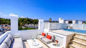 Outdoor spa tub - Penthouse in Marbella With Rooftop Jacuzzi (Marbella)