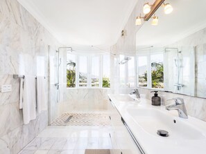 Towels - Prime atic Rosaleda by Interhome (Puerto de la Cruz)