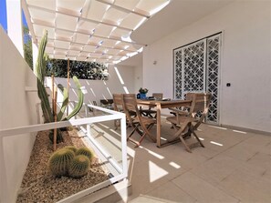 Outdoor dining - suite Garden Plus by Interhome (Porto Cesareo)