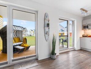 Interior - Vacation apartment "Dünengras" in the Baltic Sea resort of Olpenitz - Modern accommodation with a street (Kappeln)