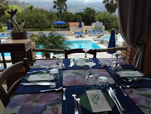 Outdoor dining - Wohnheim Heaven 42R by Interhome (Capo Vaticano)