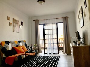 TV - Wohnung Silvia by Interhome (Costa del Silencio)