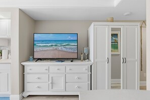 Interior - Stylish Oceanfront Studio for Two – Renovated, Balcony Views (Daytona Beach)