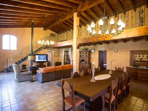 Dining - Finca mit Tennisplatz und Schwimmbad by Interhome (Binissalem)