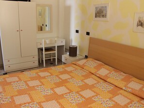 Room - Vanessa by Interhome (Capo Vaticano)