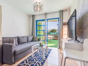 Living area - mit eigenem Garten und Terrasse by Interhome (Maspalomas)