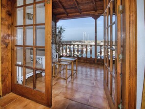 Terrace/patio - Panoramica Los Gigantes Meerblick by Interhome (Los Gigantes)