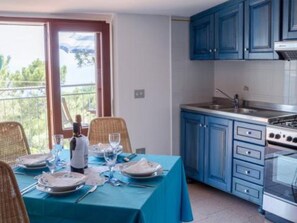 Dining - Ro. e Se. in Palinuro DE Blaue Flagge by Interhome (Centola)