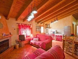 Fernseher, Kamin