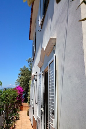 Exterior detail - Villa l'Ulivina - Entspannung Garten Sonnenterrasse by Interhome (Sorrento)
