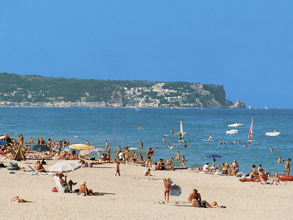 Beach - "Acacies 25 by Interhome (Torroella de Montgri)