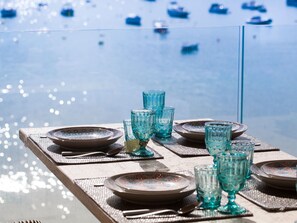 Outdoor dining - Luxuswohnung direkt am Strand by Interhome (Colònia St Jordi)