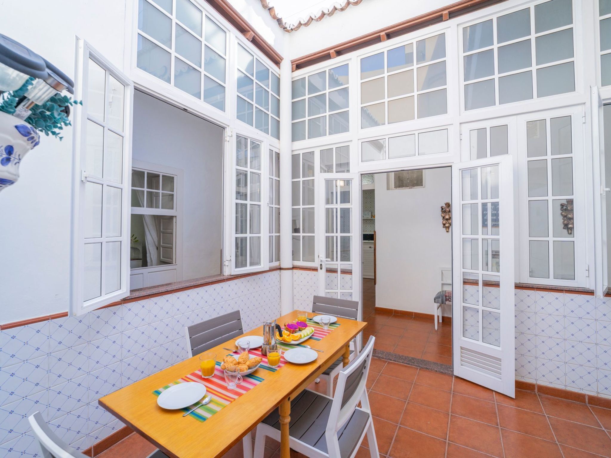 屋外ダイニングエリア