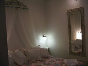 Internet - in Trastevere im Herzen von Rom by Interhome (Rome)
